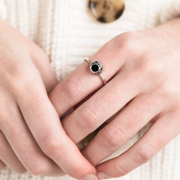 Recycled Antique Black Depression Glass Sterling Adjustable Vintage Lace Ring - Picture 2 of 6